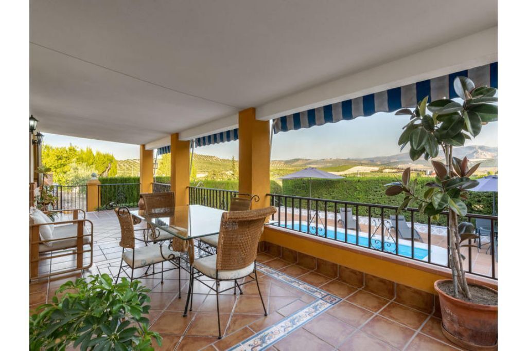 Photo of Patio Balcony in Baena