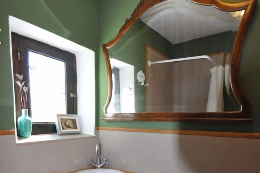 Photo of Bathroom in Guejar Sierra