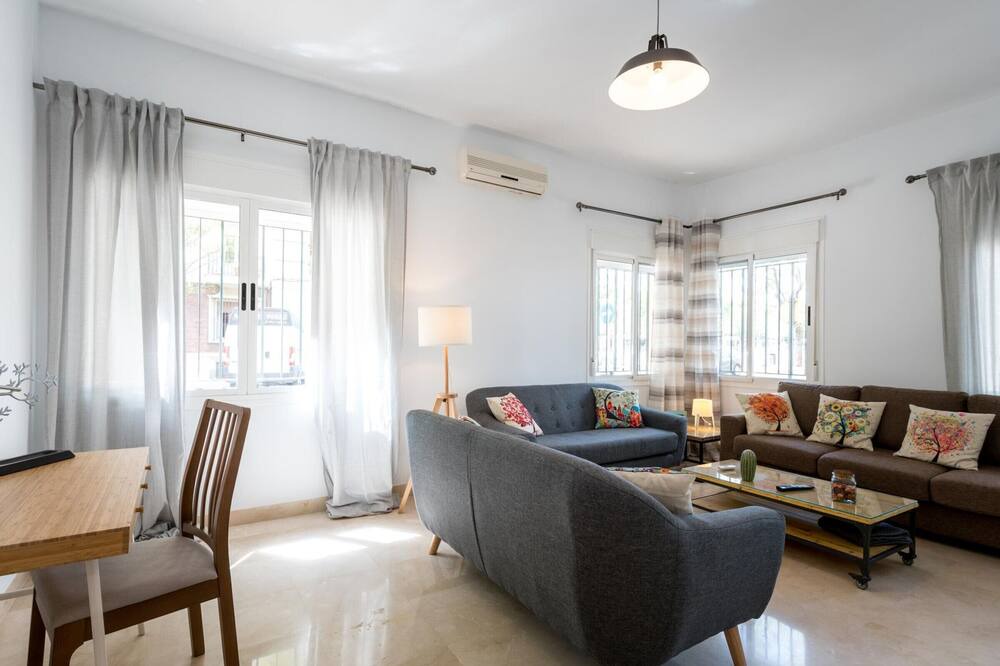 Photo of Livingroom in San Bernardo