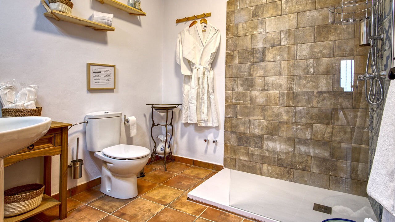 Photo of Bathroom in Canillas de Aceituno