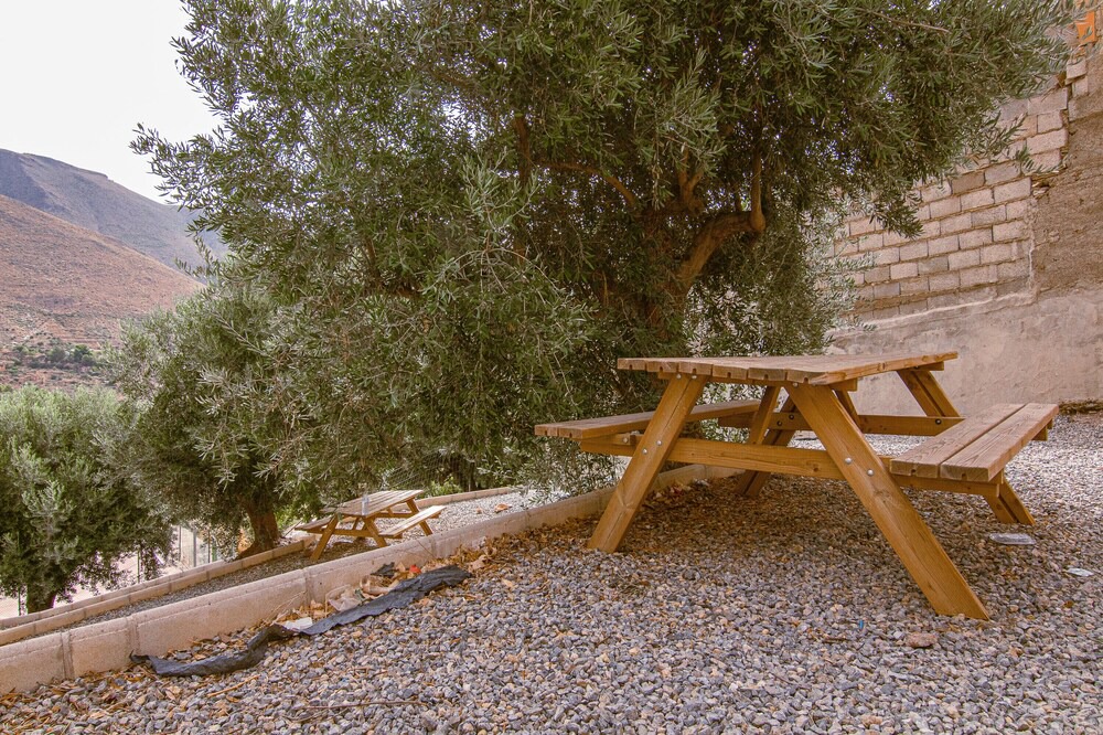 Photo of Outdoor in Enix