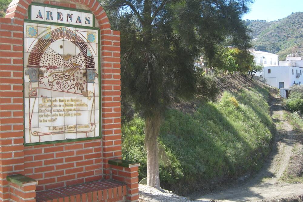 Photo of Outdoor in Arenas