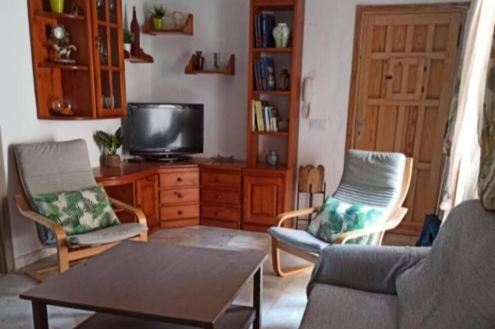 Photo of Livingroom in Las Tres Villas