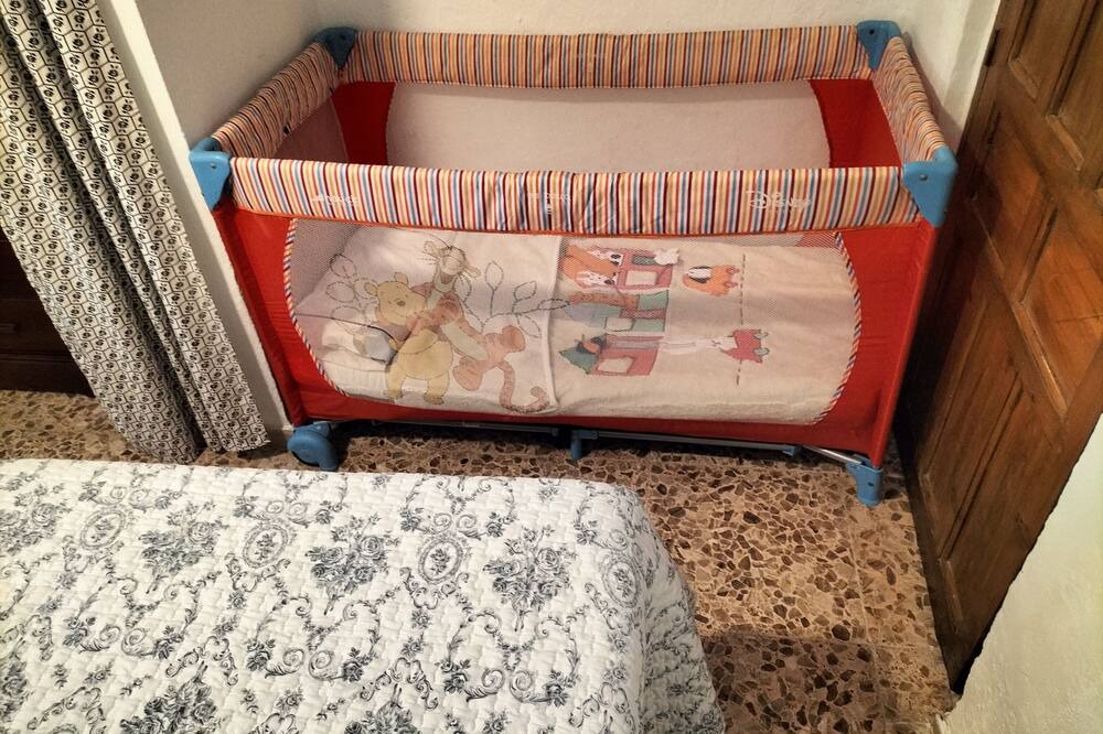 Photo of Bedroom in Benamahoma