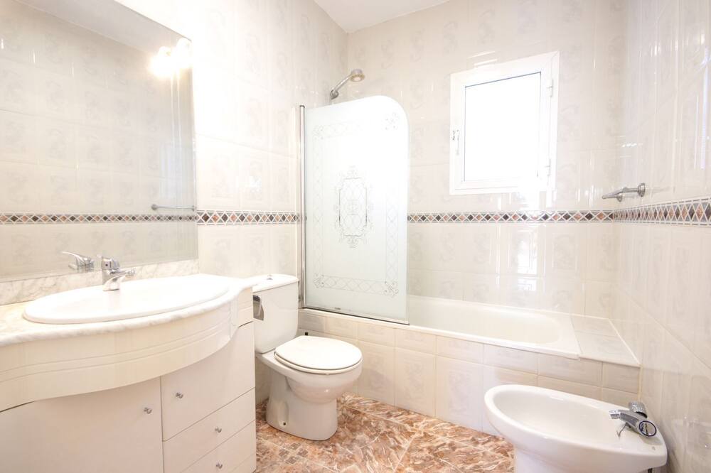 Photo of Bathroom in Guaro
