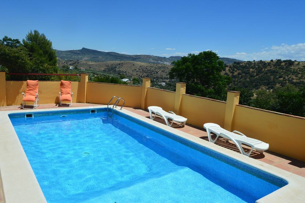 Photo of Outdoor in Algarinejo