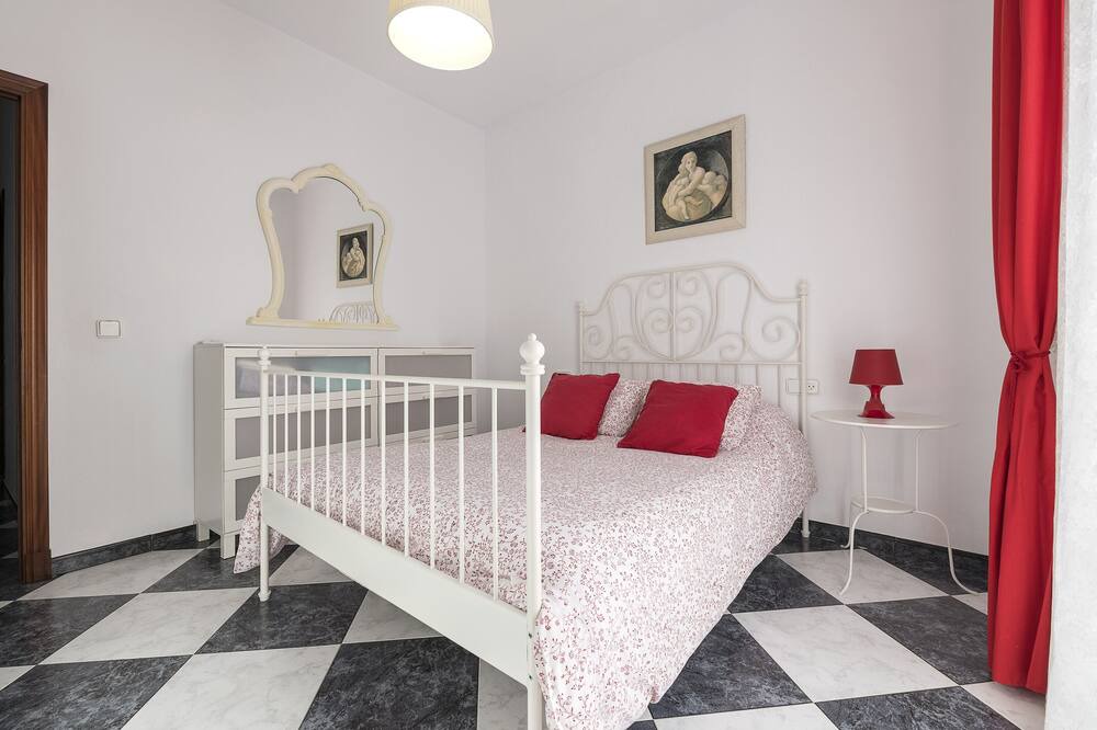 Photo of Bedroom in Paterna de Rivera