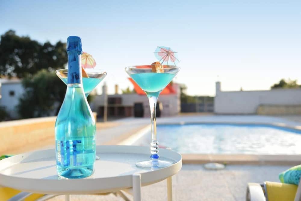 Photo of Outdoor in Lora Del Rio