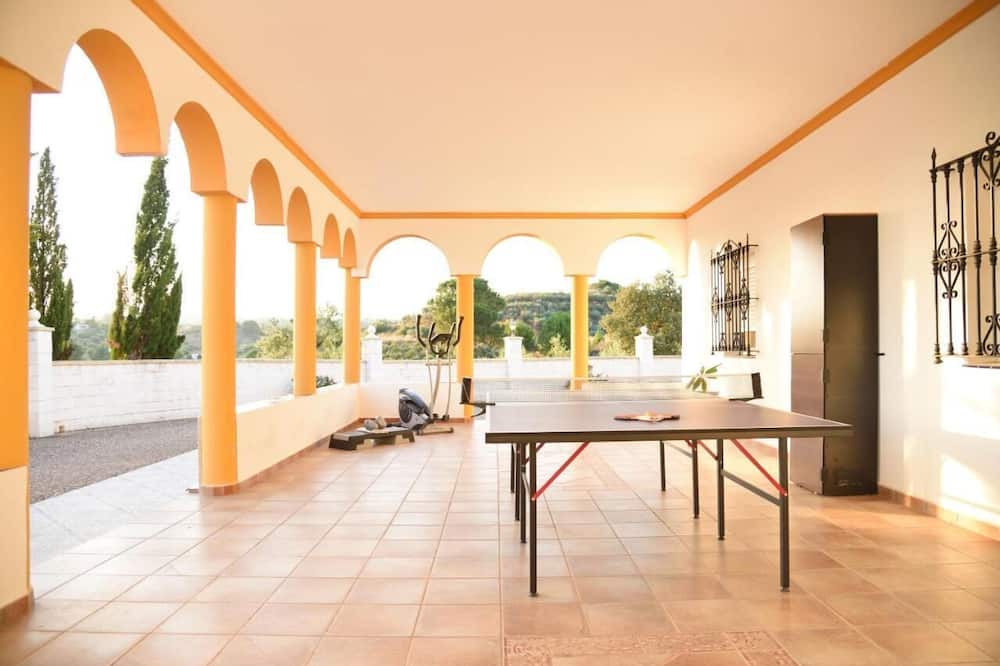Photo of Outdoor in Lora Del Rio