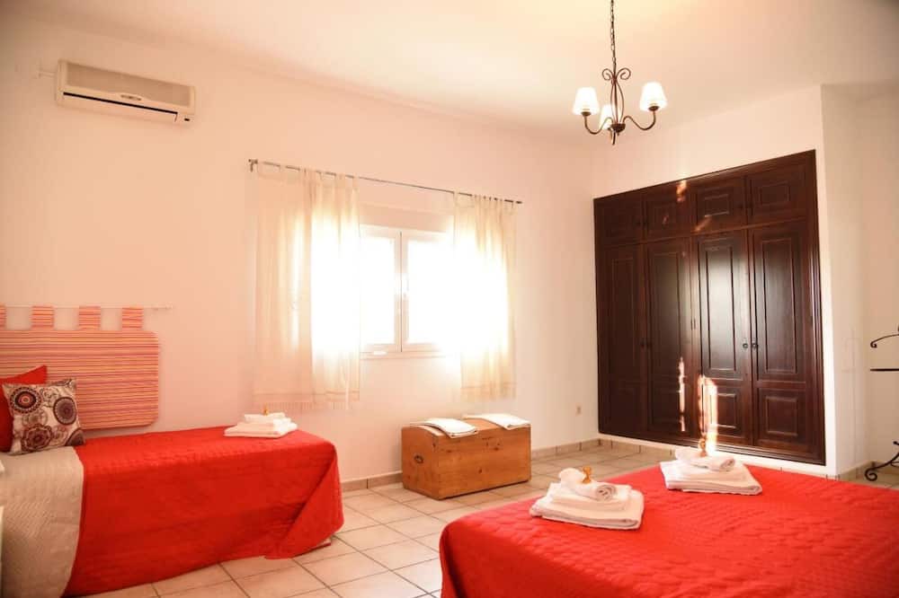 Photo of Bedroom in Lora Del Rio
