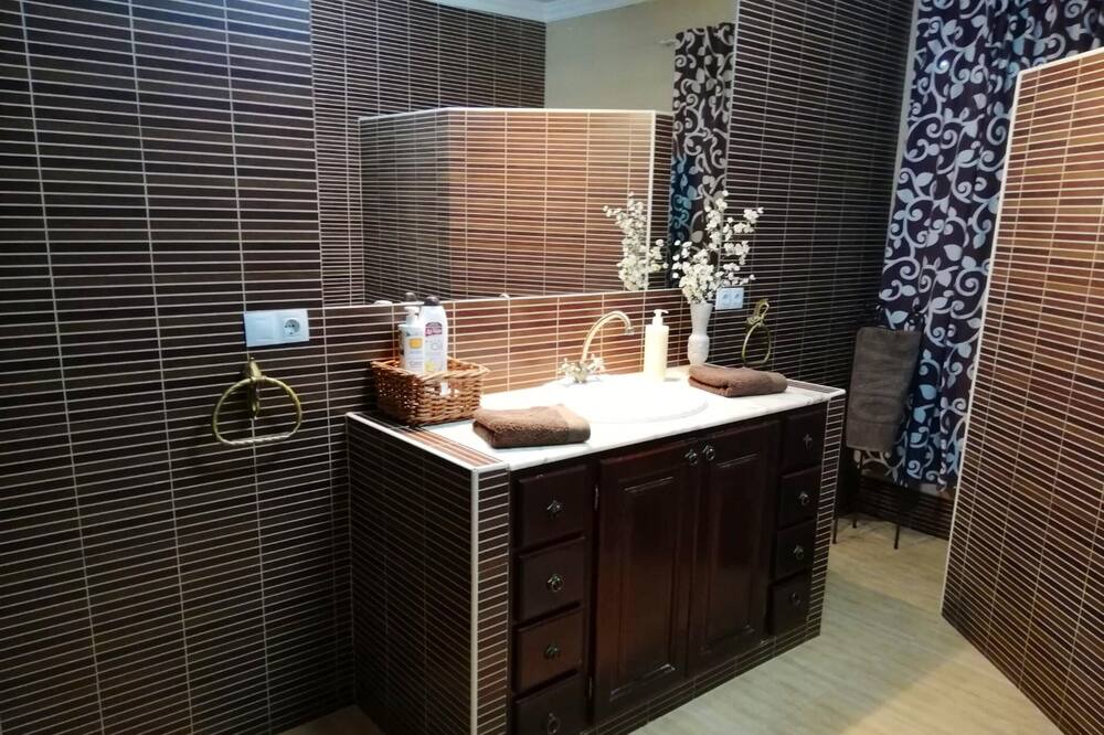 Photo of Bathroom in Ubrique