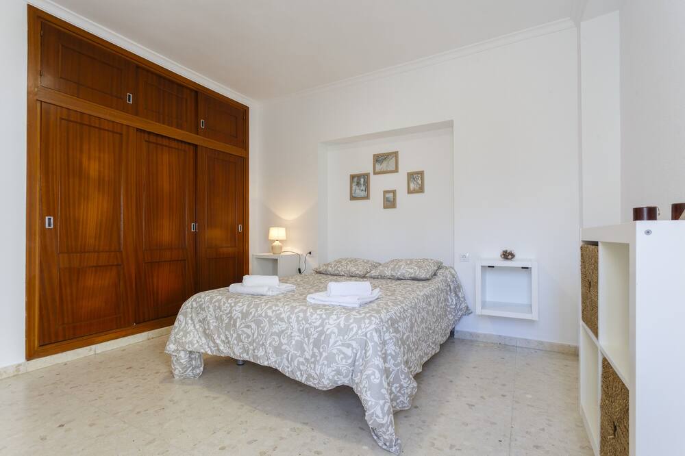 Photo of Bedroom in Rota