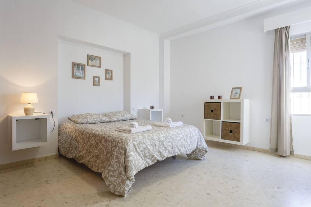 Photo of Bedroom in Rota
