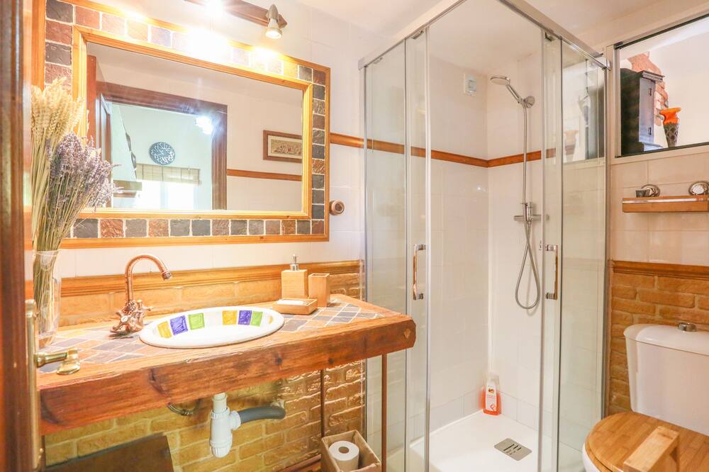 Photo of Bathroom in Aljaraque