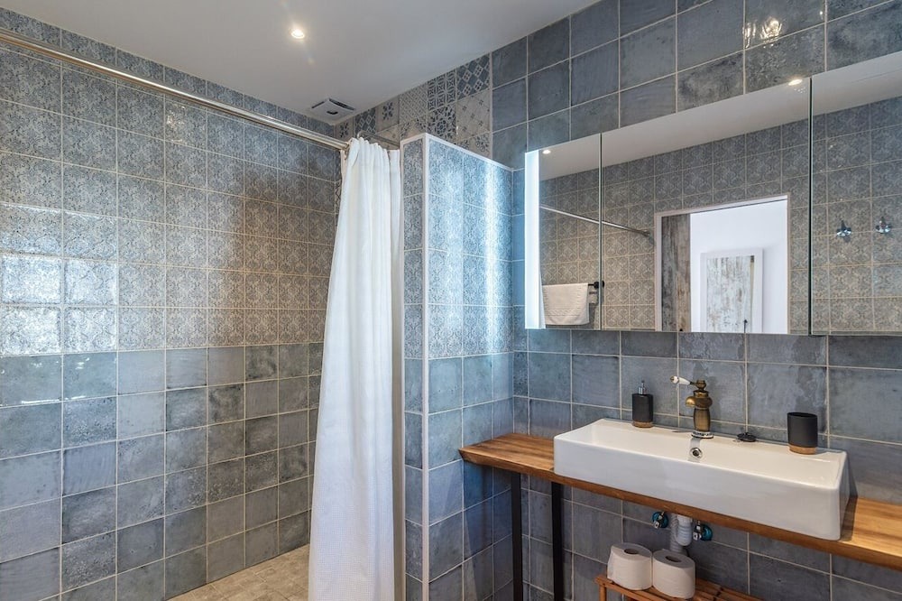Photo of Bathroom in Santa Cruz del Comercio
