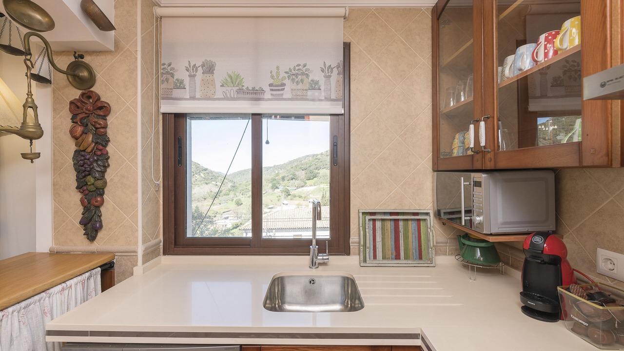 Photo of Kitchen in Benamahoma