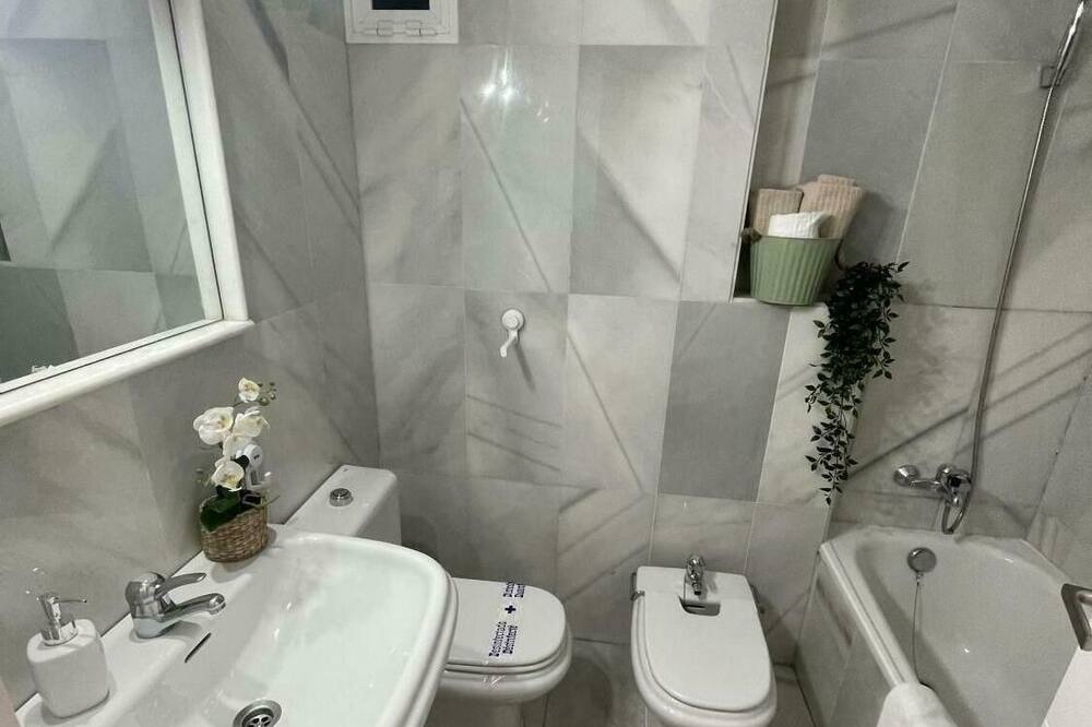 Photo of Bathroom in El Puerto de Santa Maria
