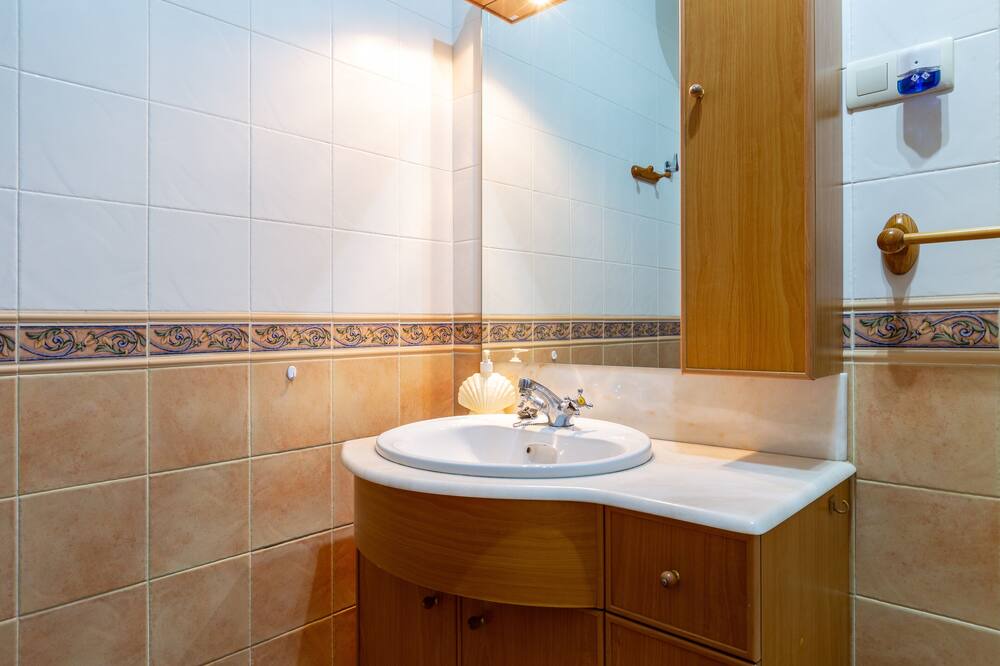 Photo of Bathroom in Casarabonela