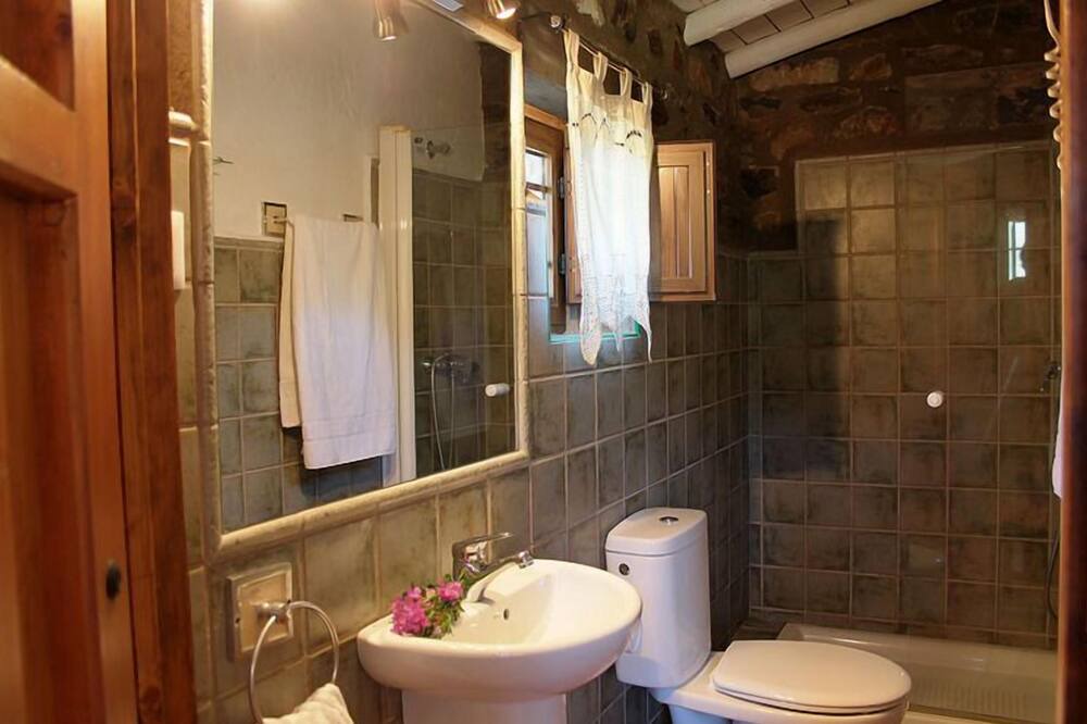 Photo of Bathroom in La Acena de la Borrega