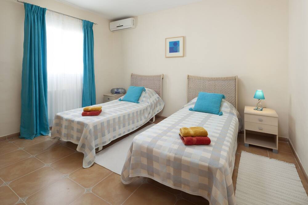 Photo of Bedroom in Alcaucin