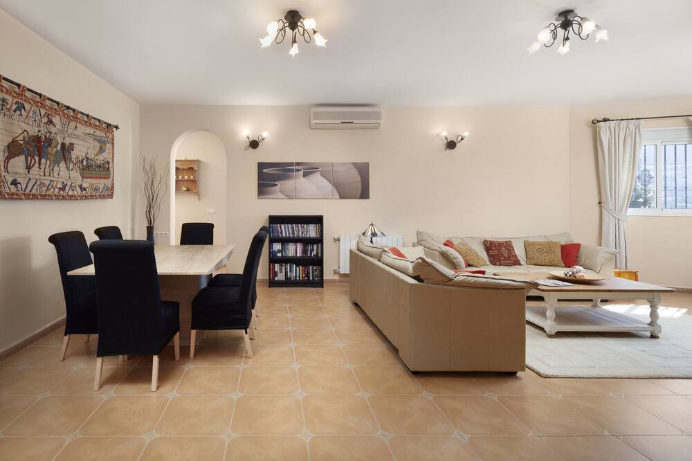 Photo of Livingroom in Alcaucin