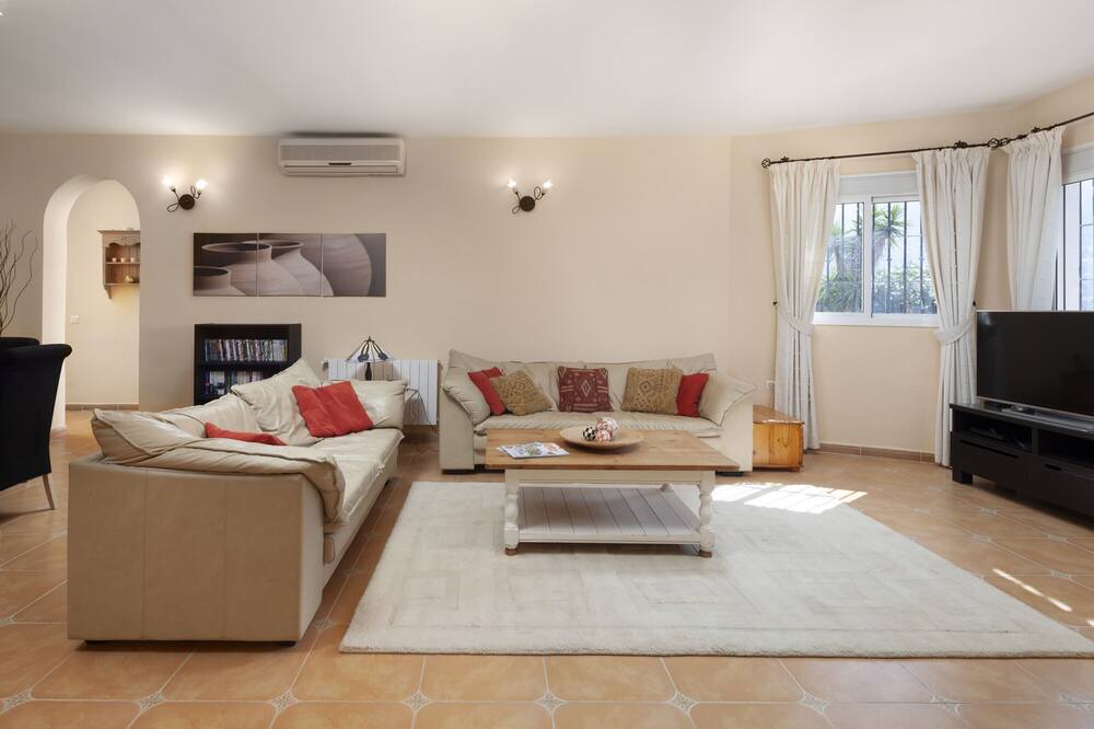 Photo of Livingroom in Alcaucin
