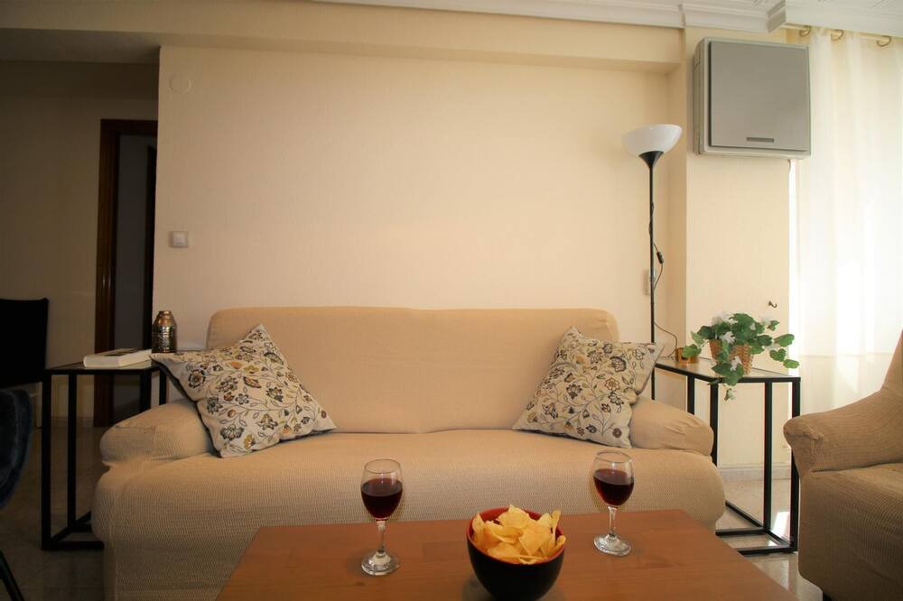 Photo of Livingroom in Leon XIII-Los Naranjos