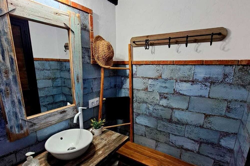 Photo of Bathroom in Ubrique