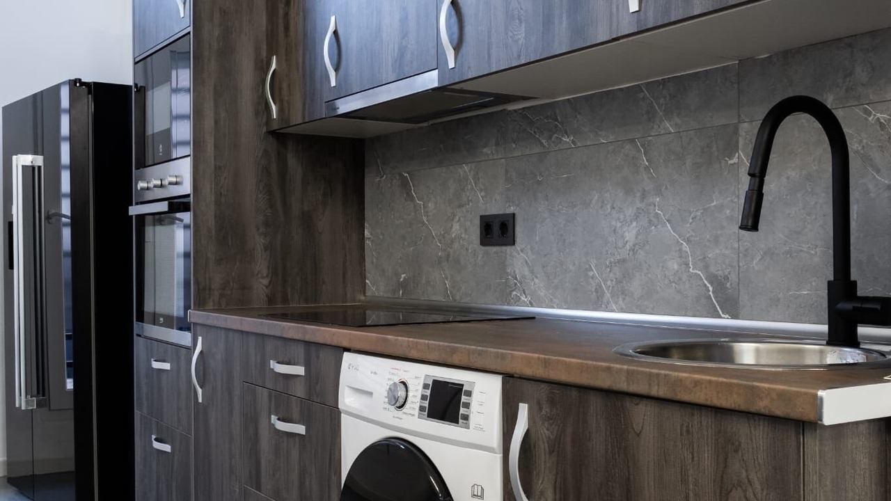 Photo of Kitchen in R.E.N.F.E.