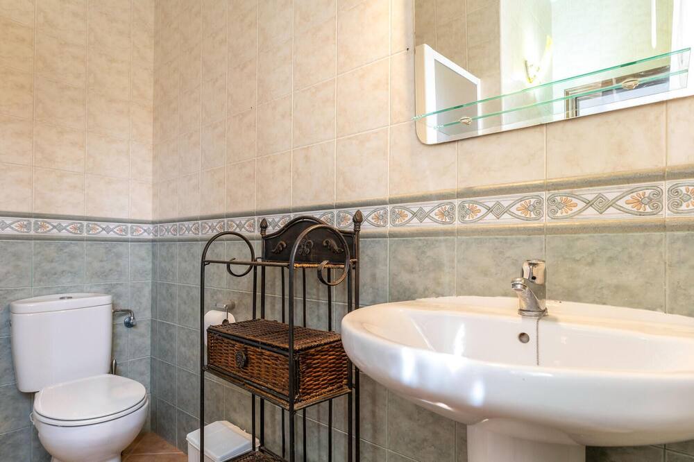 Photo of Bathroom in Sedella