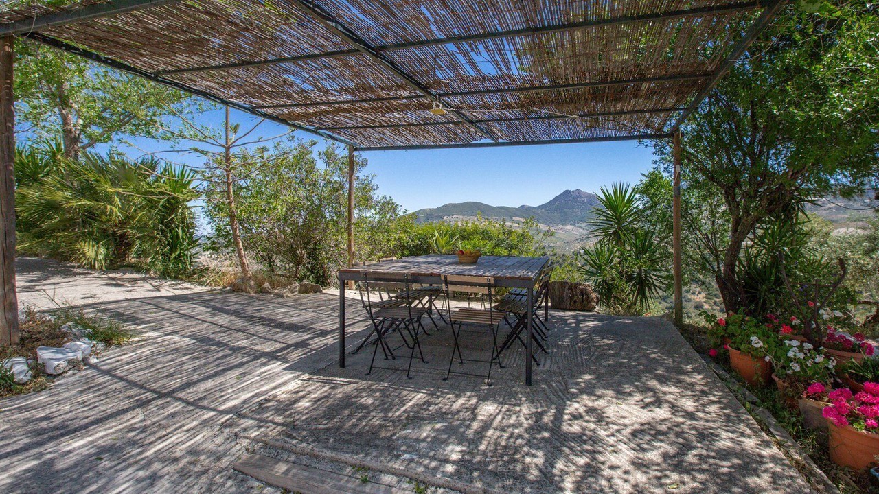 Photo of Outdoor in Pruna