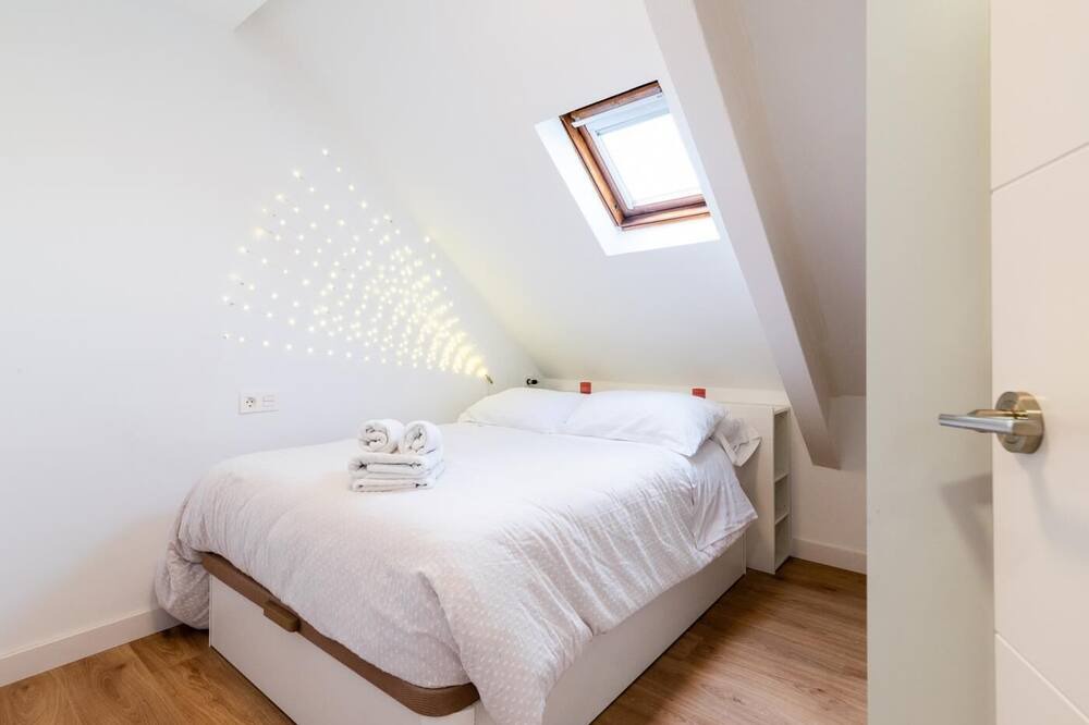 Photo of Bedroom in Figares