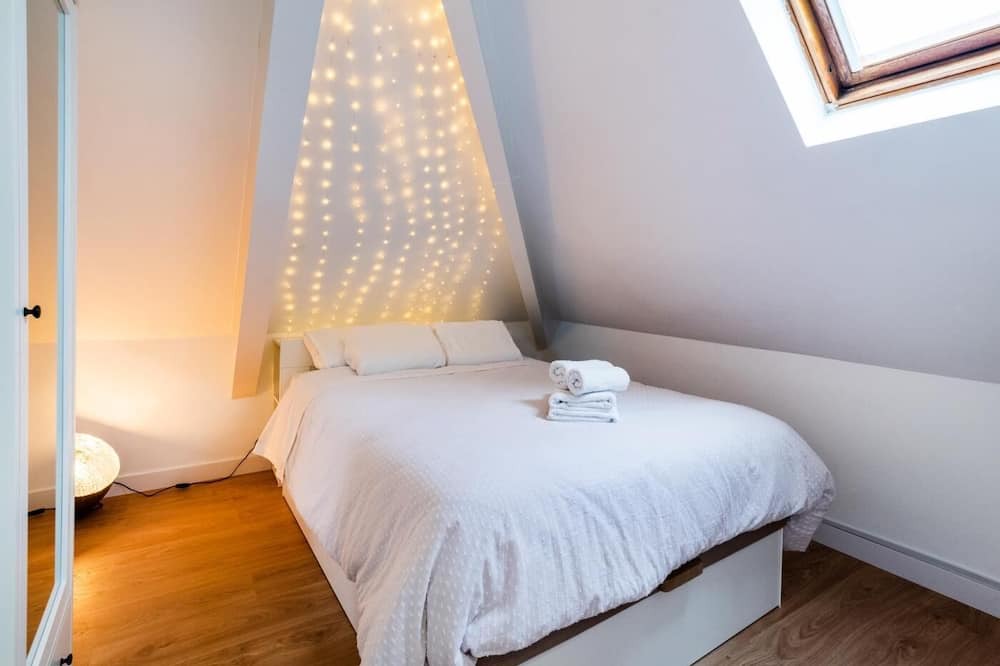 Photo of Bedroom in Figares