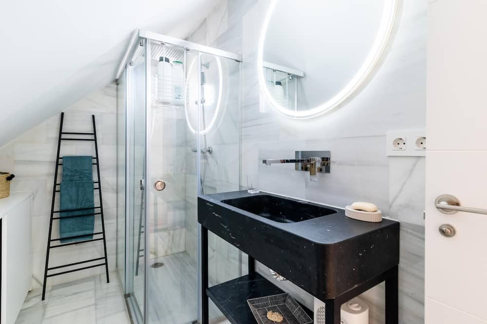 Photo of Bathroom in Figares