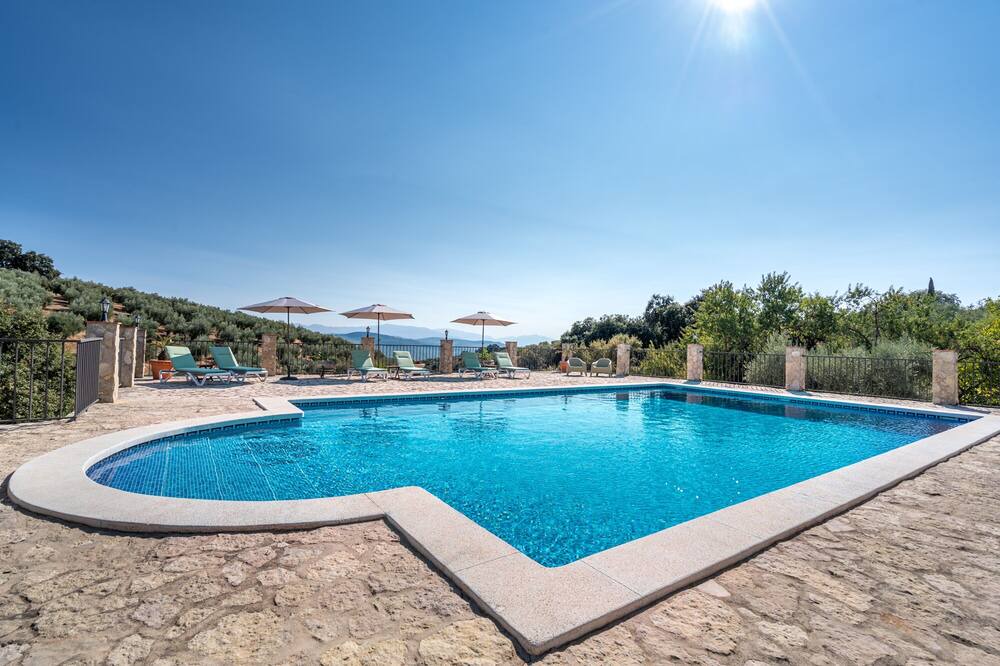 Photo of Outdoor in Algarinejo