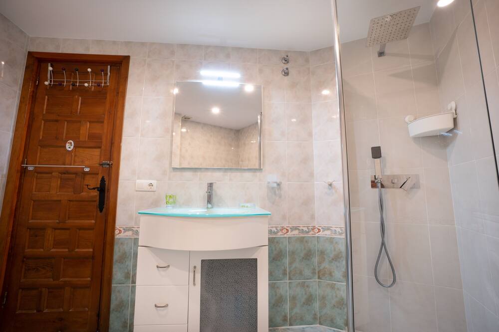 Photo of Bathroom in Nerja City Centre
