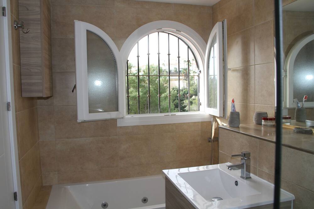 Photo of Bathroom in Castillo de Sabinillas