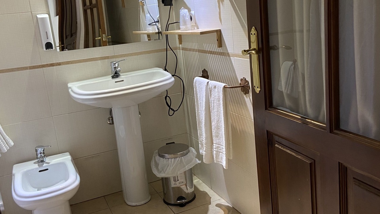 Photo of Bathroom in La Trinidad-San Juan y Todos los Santos