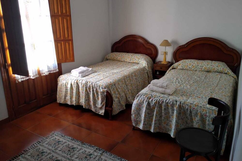 Photo of Bedroom in Periana
