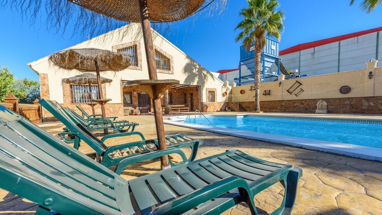 Photo of Outdoor in Cuevas de San Marcos