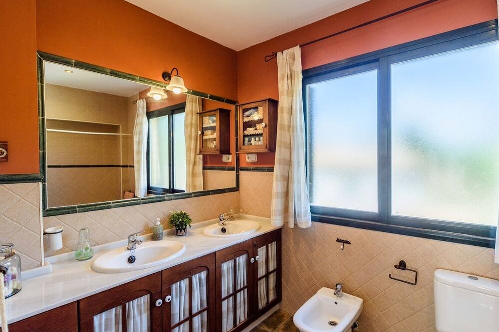 Photo of Bathroom in Las Jaras
