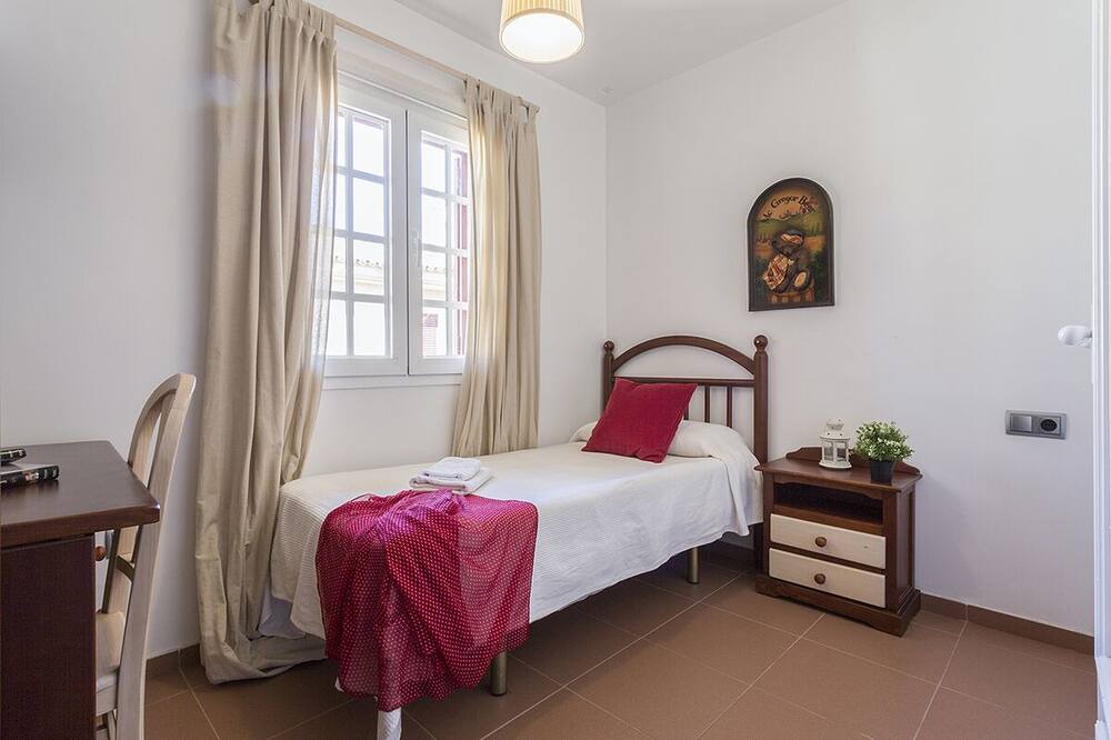 Photo of Bedroom in Rota