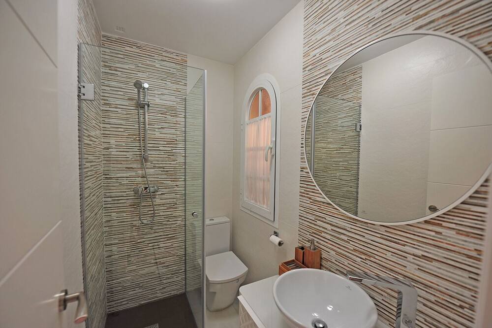 Photo of Bathroom in Rota