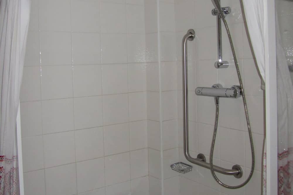 Photo of Bathroom in Nerja City Centre