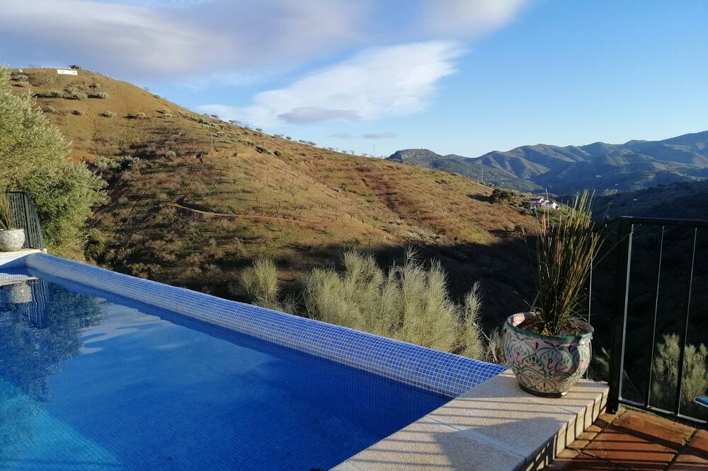 Photo of Outdoor in Colmenar