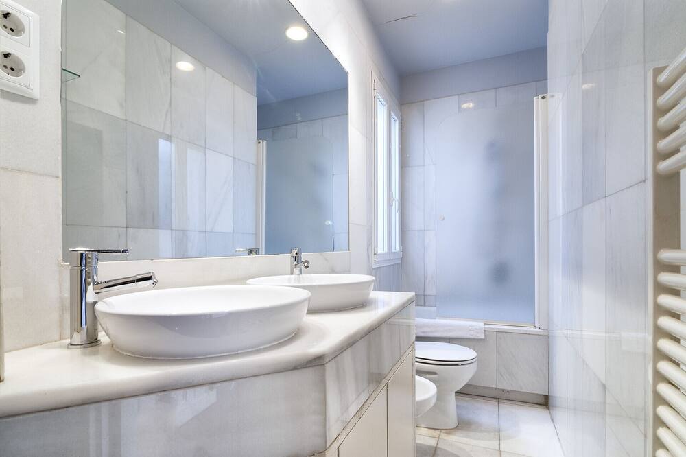 Photo of Bathroom in Arapiles