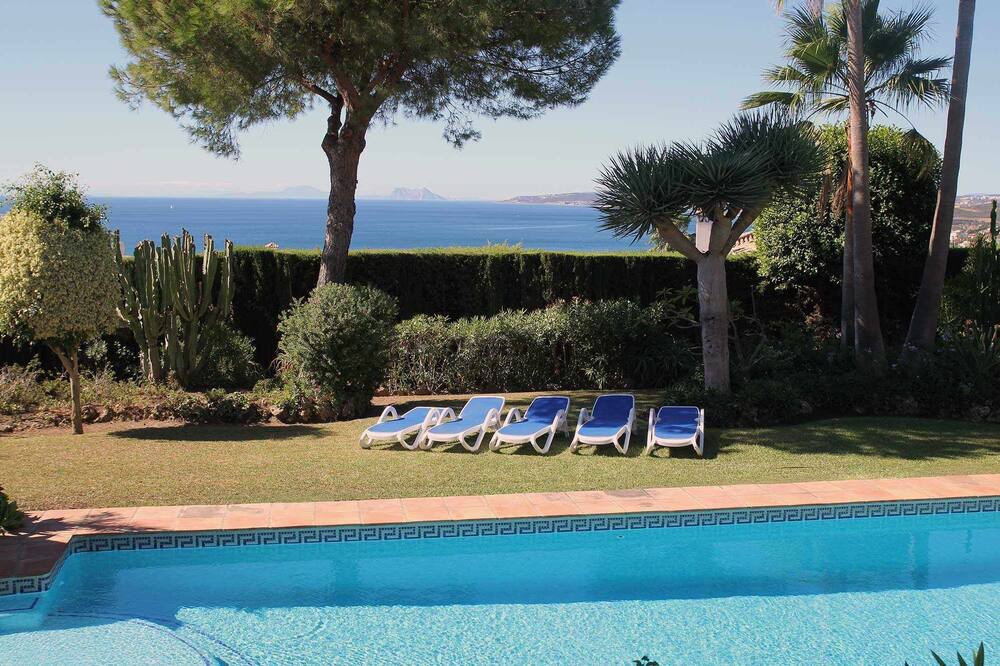 Photo of Outdoor in Urbanizacion Puerto de Estepona