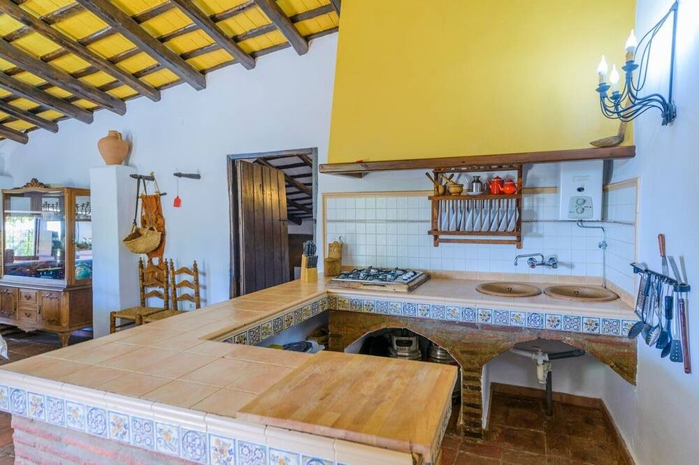 Photo of Kitchen in Cazalla De La Sierra