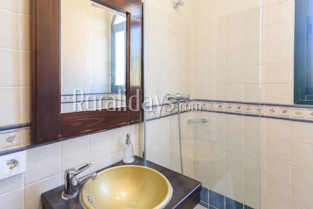 Photo of Bathroom in El Garrobo