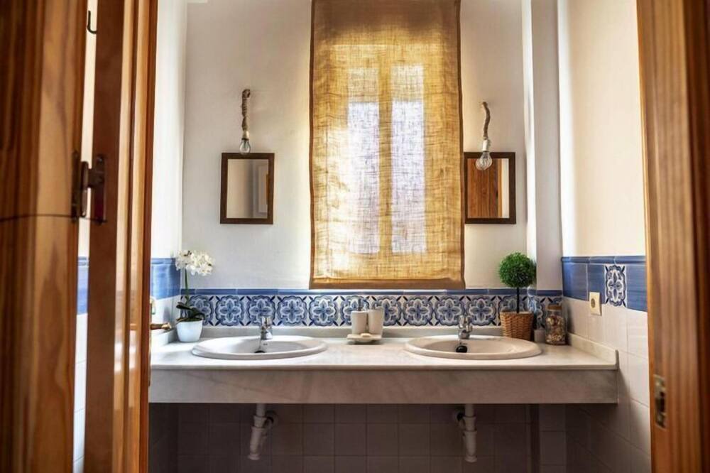 Photo of Bathroom in Las Jaras